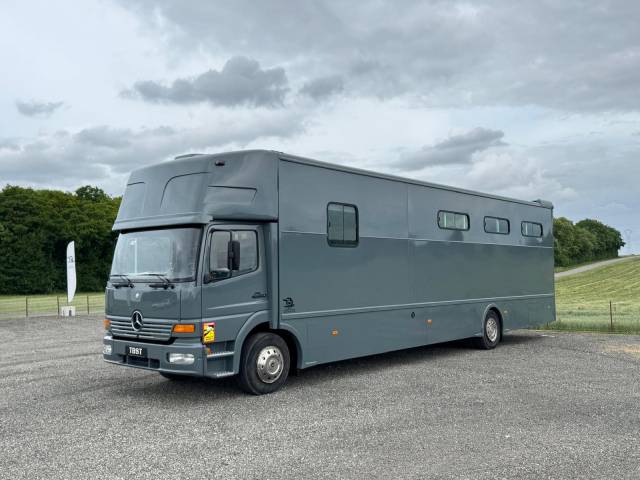 Horsebox NON-HGV Mercedes 15.280 2000 Used