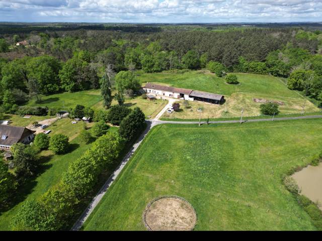 Equestrian property  Dordogne