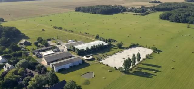 Livery yard  Indre-et-Loire