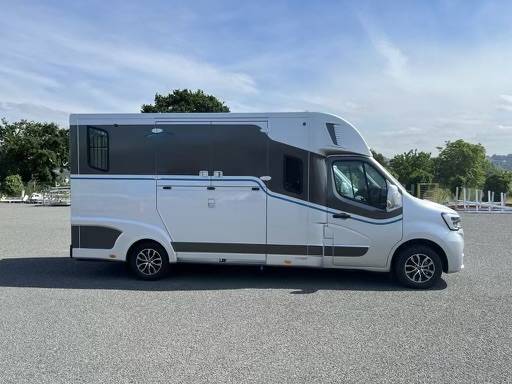 Horsebox HGV Theault THEAULT STALLE  renault master 2022 Used