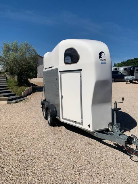 Horse trailer Cheval Liberte Gold One aluline (tout alu) 1,5 Stalls 2018 Used