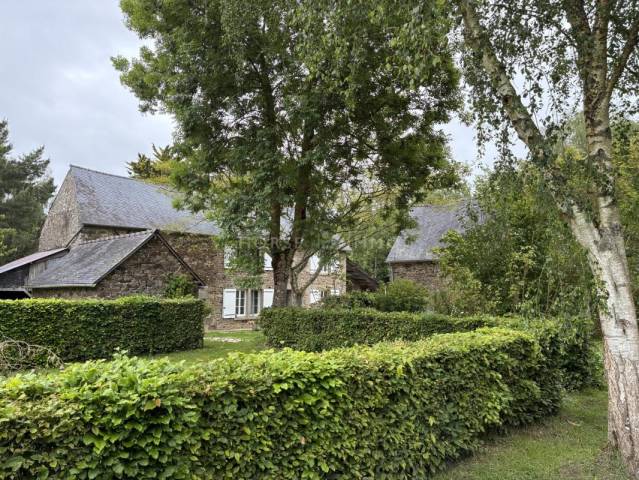 Equestrian property  C&ocirc;te d'Armor
