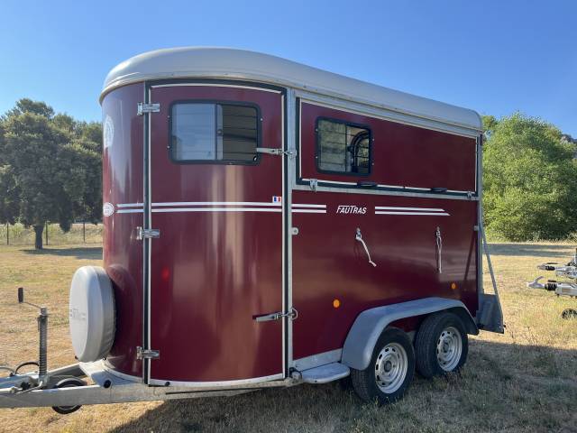 Horse trailer Fautras  2 Stalls 2019 Used