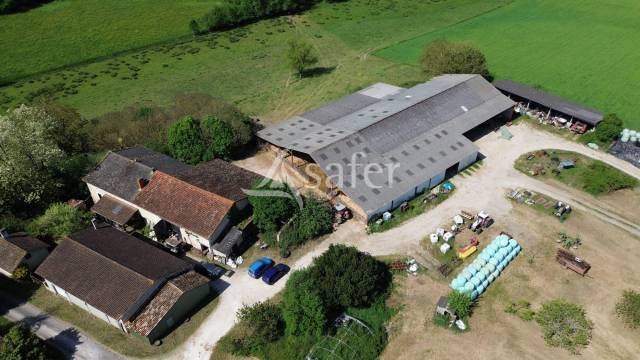 Sheep farm  Dordogne
