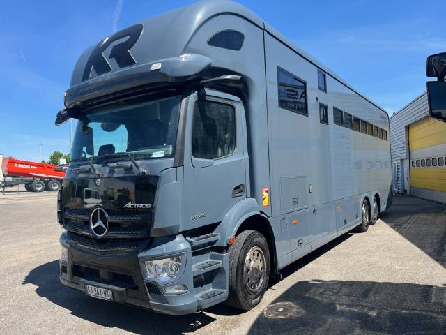Horsebox NON-HGV Mercedes  2022 Used