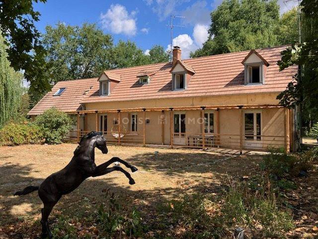 Equestrian property  Sarthe
