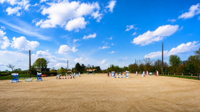 Riding school  Deux-S&egrave;vres