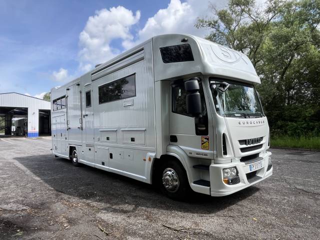 Horsebox NON-HGV Iveco IVECO EUROCARGO 160E28 STX POP OUT 2010 Used