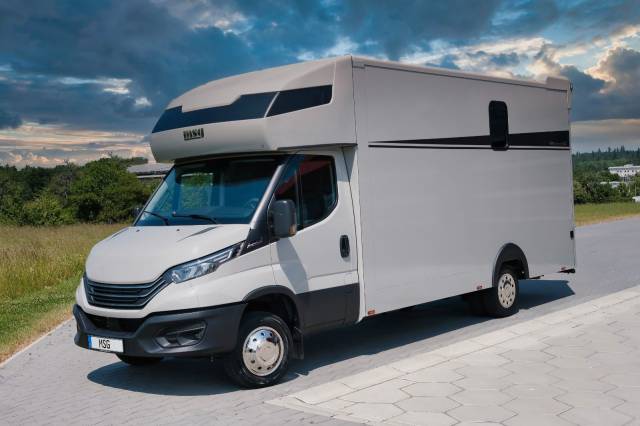 Horsebox NON-HGV Iveco IVECO DAILY 50.210 MSG STABLEHOPPER XXL 2026 New