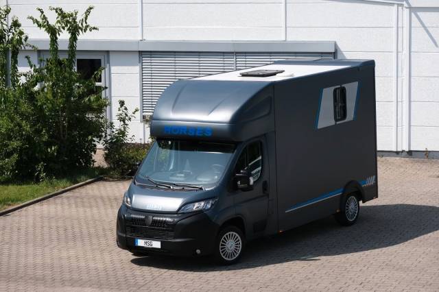 Horsebox HGV Peugeot PEUGEOT BOXER 165 MSG STALLION LIGHT NOUVEAU MODEL 2026 New