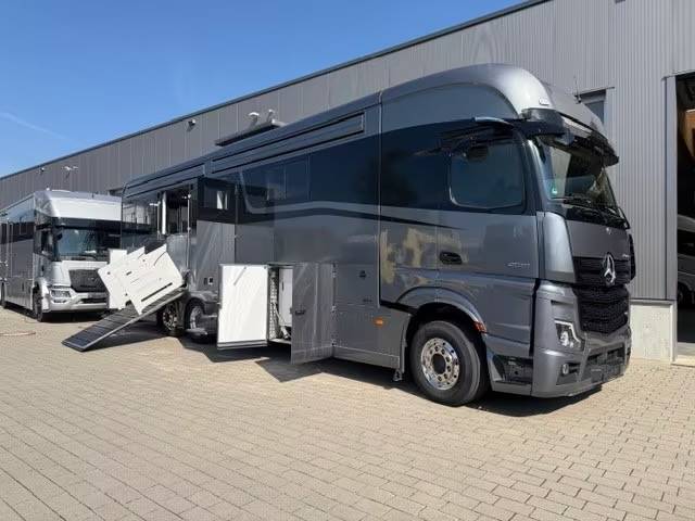 Horsebox NON-HGV Mercedes MERCEDES-BENZ ACTROS 2651 KRISMAR EXCLUSIV POP OUT 2021 Used