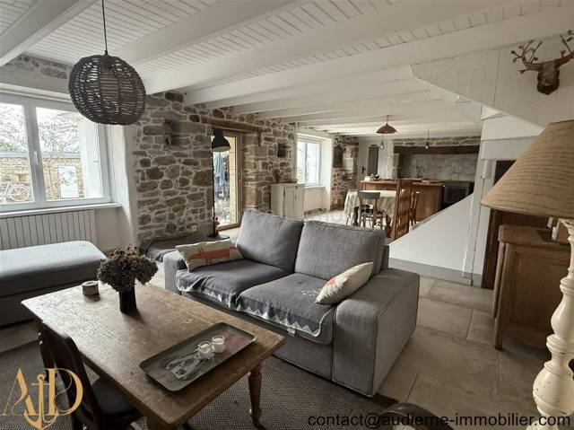 Equestrian property  Finist&egrave;re