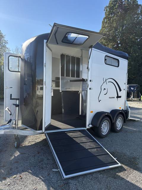 Horse trailer Cheval Liberte Touring country  2 Stalls 2026 New