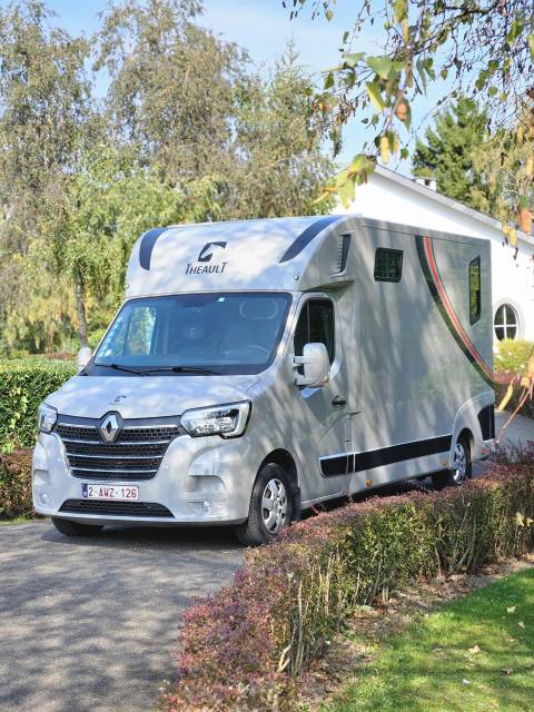 Horsebox HGV Theault Switch 2021 Used