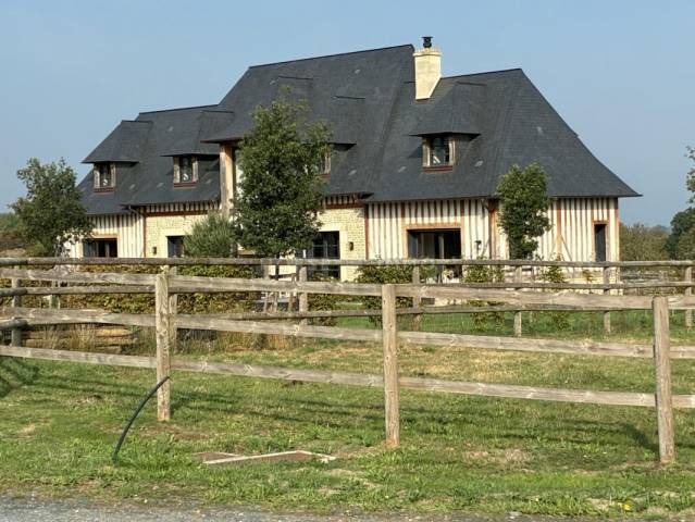 Equestrian property  Calvados