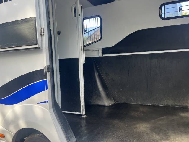 Horsebox HGV Renault Mtm 2021 Used
