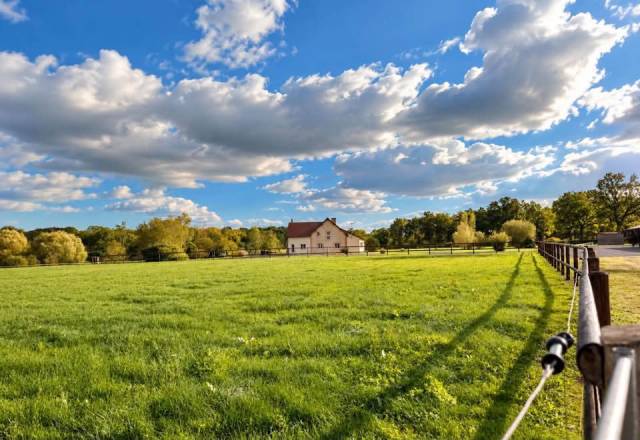 Equestrian property  Calvados