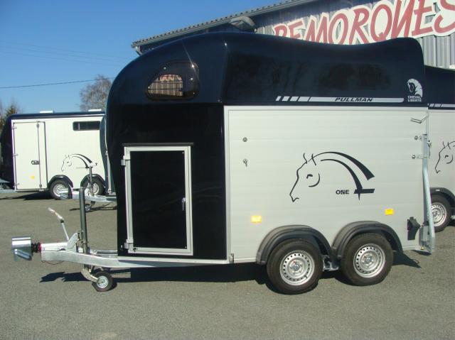 Horse trailer Cheval Liberte GOLD ONE 1,5 Stalls 2026 New