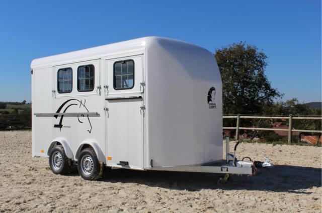 Horse trailer Cheval Liberte minimax 3 Stalls 2025 New