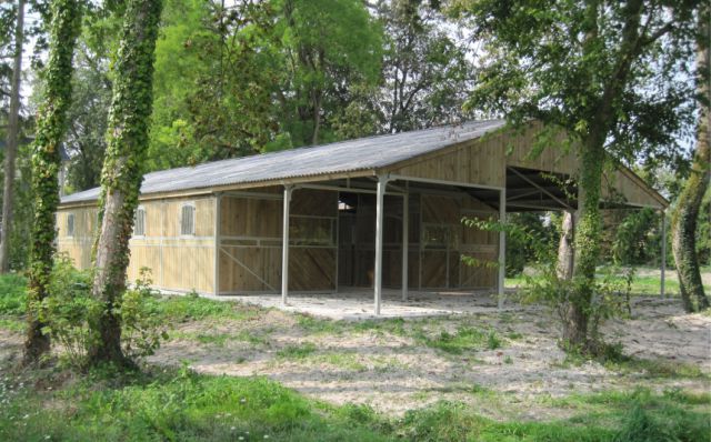 Internal Stables Cheval Liberté New