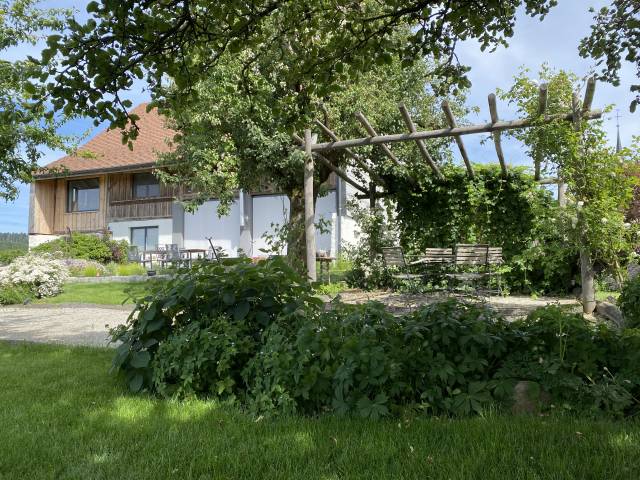 Equestrian farm  Vaud