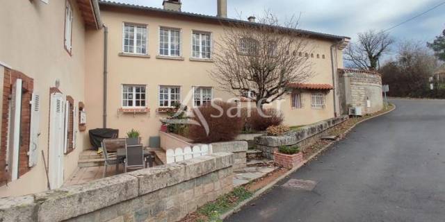 Equestrian property  Puy-de-Dôme