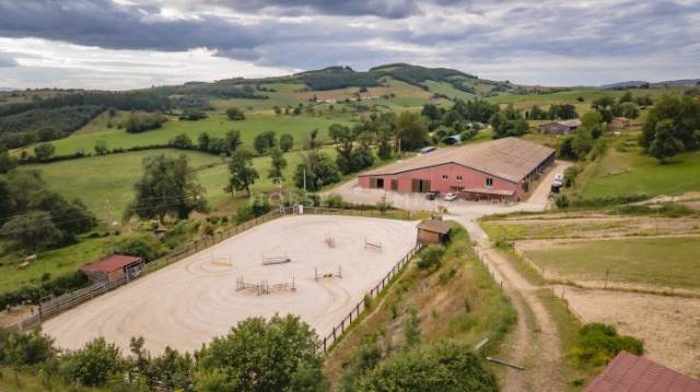 Equestrian property  Loire