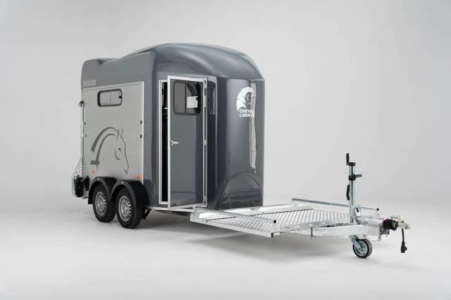 Horse trailer Cheval Liberte Gold Marathon 2 Stalls 2025 New