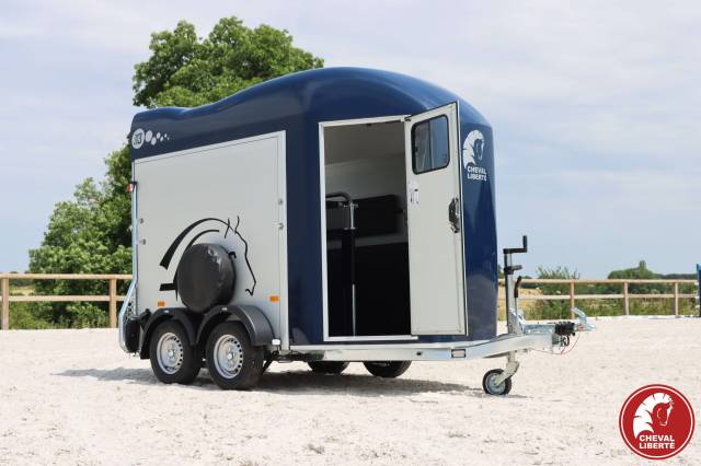 Horse trailer Cheval Liberte Gold 3 2 Stalls 2024 New