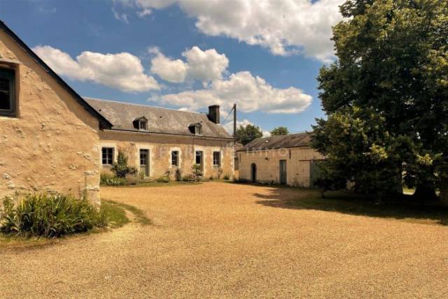Equestrian property  Indre-et-Loire