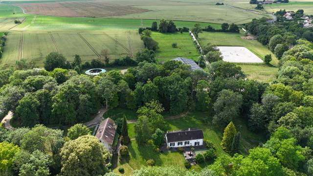 Livery yard  Val-d'Oise