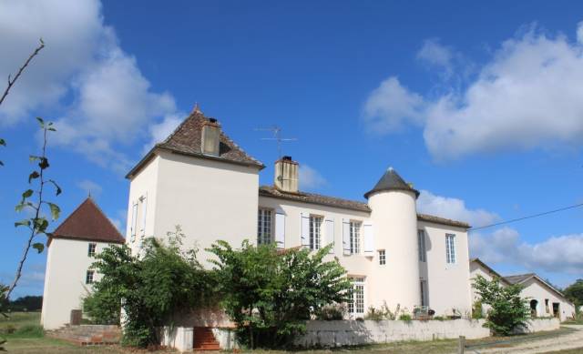 Equestrian property  Gers