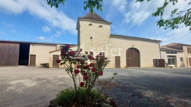 Other country property  Gironde