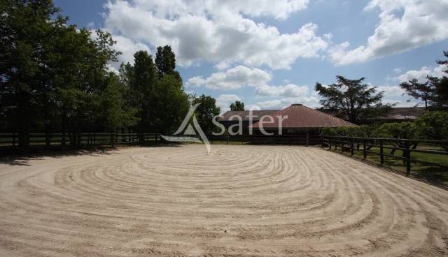 Equestrian property  Seine-et-Marne
