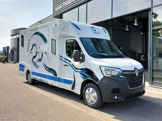 Horsebox HGV Theault PROTEO Switch 2022 Used