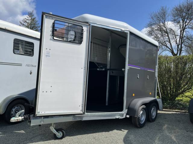 Horse trailer Fautras Provan Classic 2 Stalls 2025 New