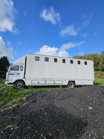 Horsebox NON-HGV Renault Midliner150 1998 Used