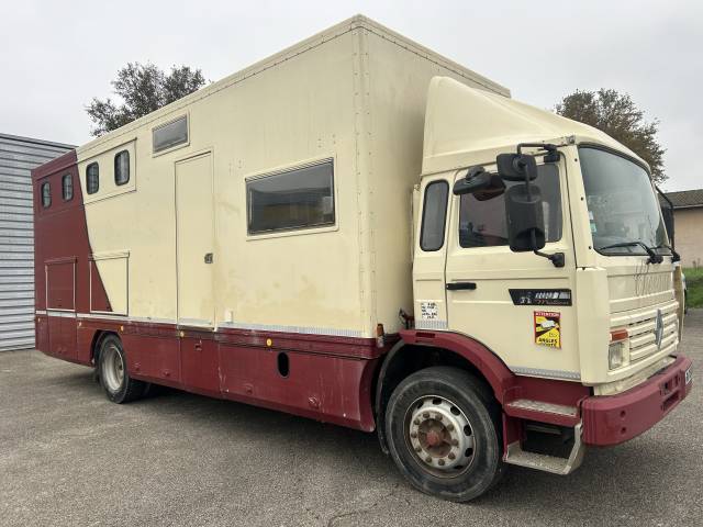 Horsebox NON-HGV Renault  1996 Used