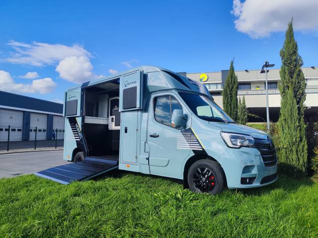 Horsebox HGV Ameline SELECT  2024 New
