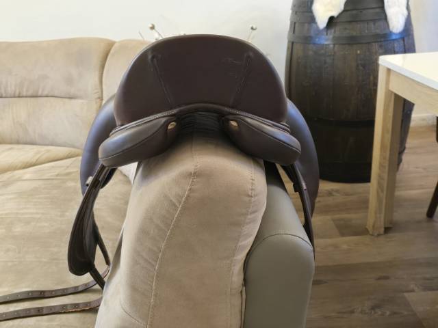 Dressage saddle Antar&egrave;s  18" - 2018