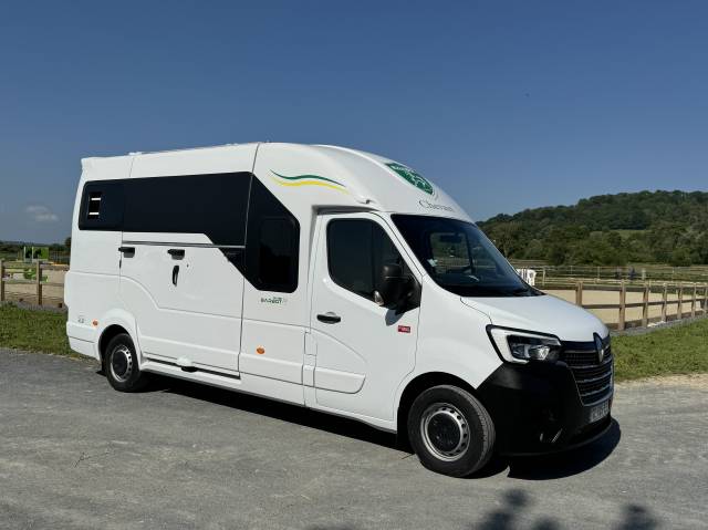 Horsebox HGV Barbot master 2022 Used