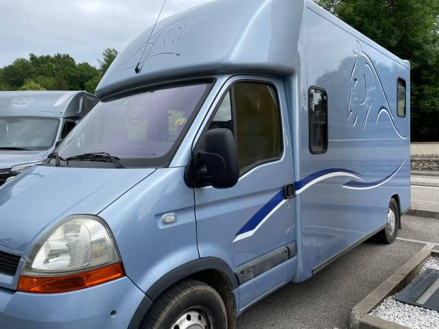 Horsebox HGV Renault  2005 Used