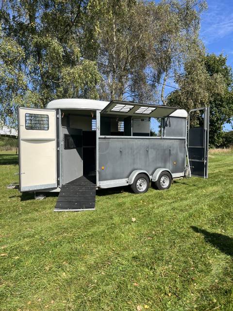 Fautras oblic+3 3 horse trailer 