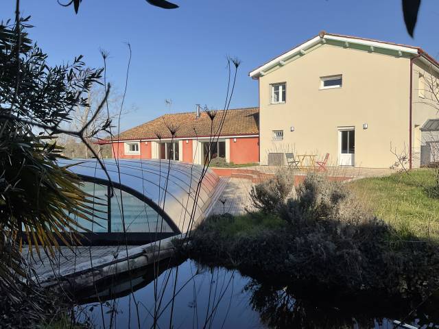 Equestrian farm  Gironde