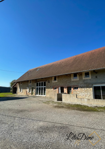 Luxurious equestrian property  Jura