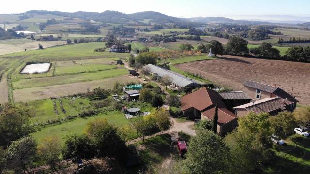Livery yard  Drôme