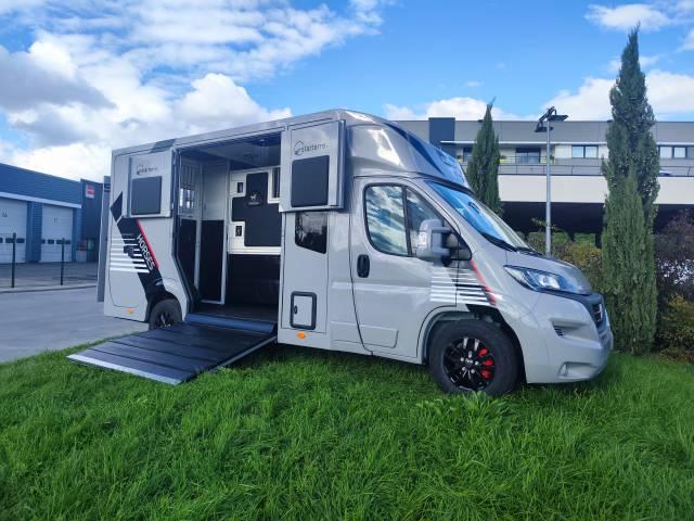 Horsebox HGV Ameline HARAS 5P 2025 New