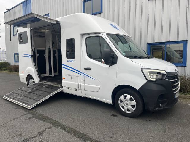 Horsebox HGV Barbot  2022 Used