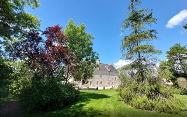 Luxurious equestrian property  Calvados