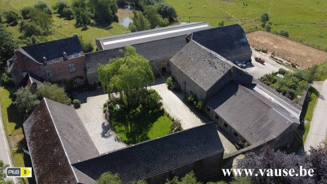 Luxurious equestrian property  Namur